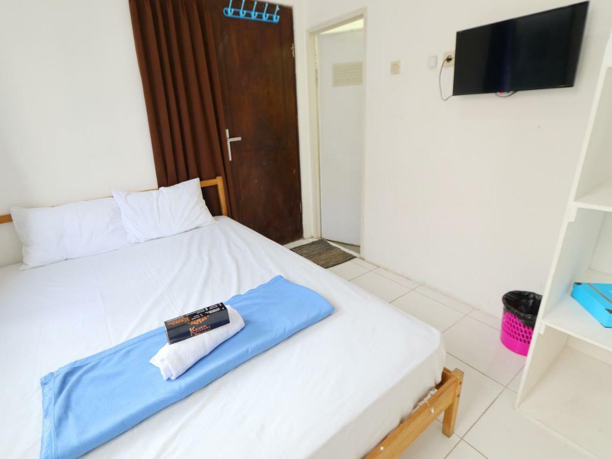 Kamar Keluarga Kalideres Джакарта Экстерьер фото